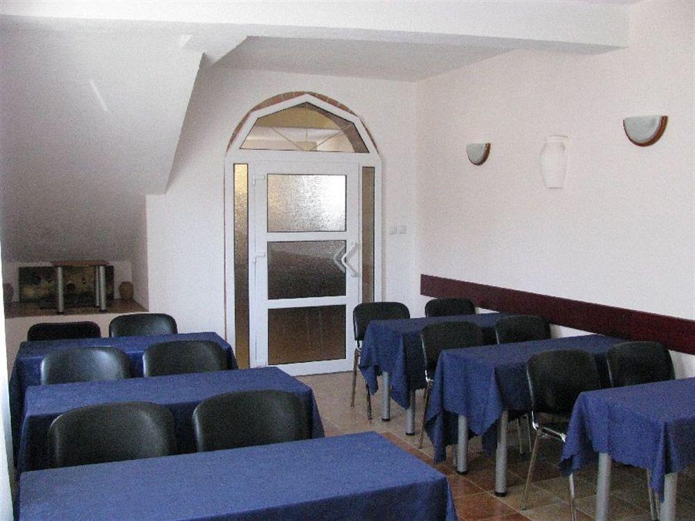 Hotel Vergina Skopje Ngoại thất bức ảnh